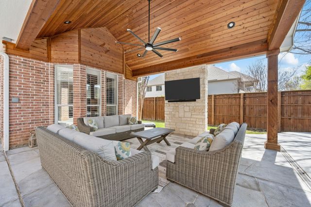 712 Manchester Court, Southlake, TX 76092