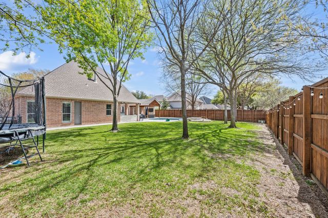 712 Manchester Court, Southlake, TX 76092