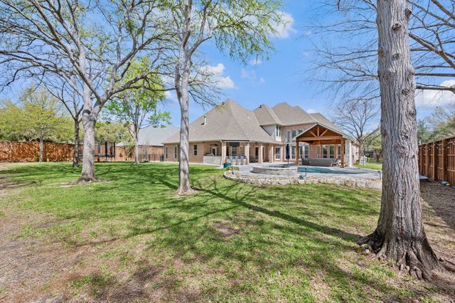 712 Manchester Court, Southlake, TX 76092