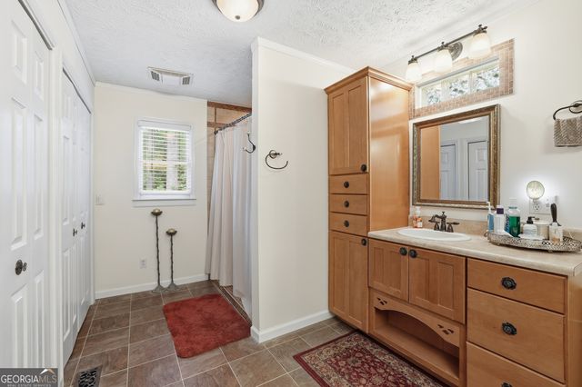 155 Deerfield Circle, Mount Airy, GA 30563