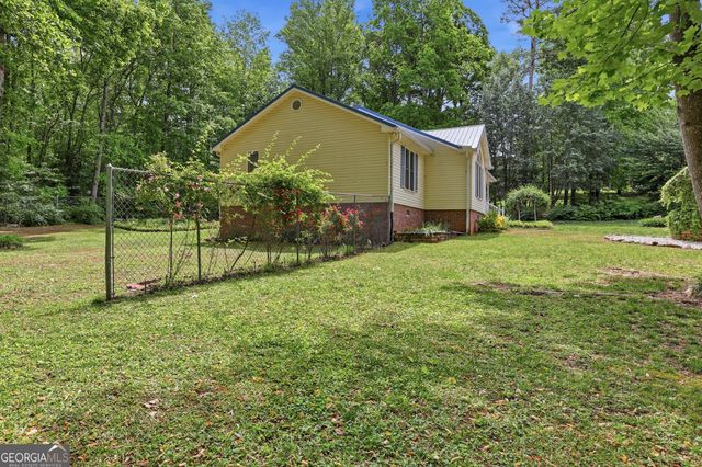 155 Deerfield Circle, Mount Airy, GA 30563