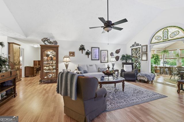 155 Deerfield Circle, Mount Airy, GA 30563