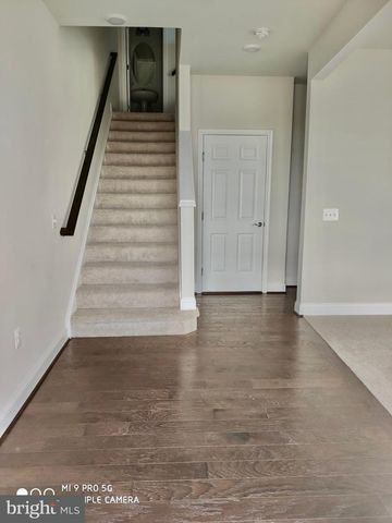 17109 BRANCHED OAK RD, Dumfries, VA 22026