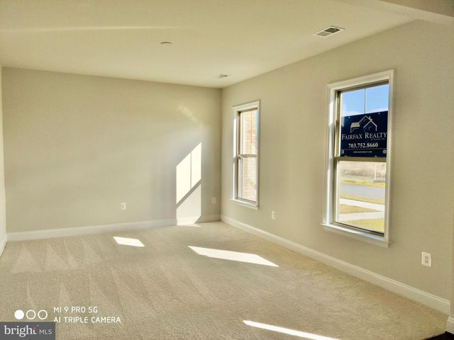 17109 BRANCHED OAK RD, Dumfries, VA 22026