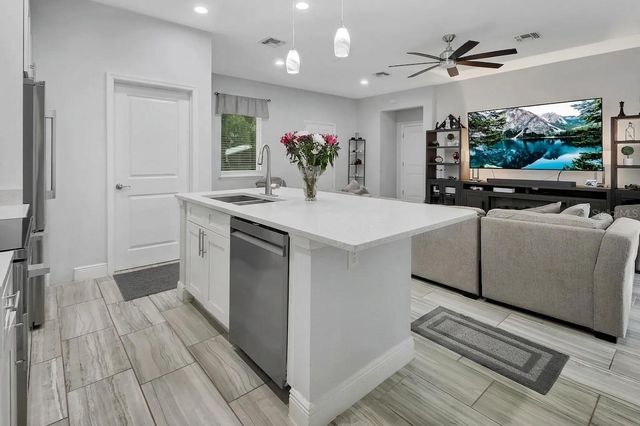 1580 13TH STREET, Orange City, FL 32763