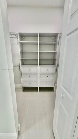 130 NW 28th Ter, Fort Lauderdale, FL 33311