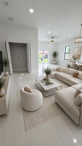130 NW 28th Ter, Fort Lauderdale, FL 33311
