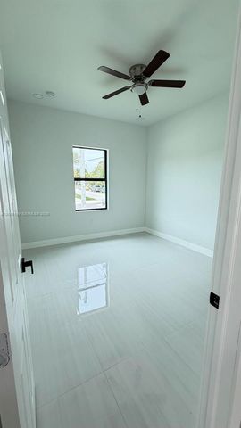 130 NW 28th Ter, Fort Lauderdale, FL 33311