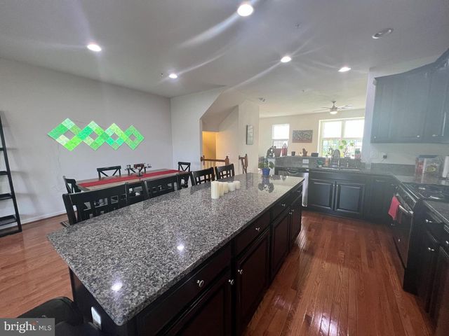7611 HAMILTON XING, Hanover, MD 21076