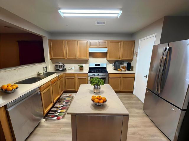 18830 Remington Mill Drive, Houston, TX 77073