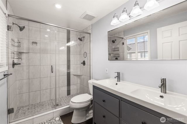 19234 121st Place SE, Kent, WA 98031