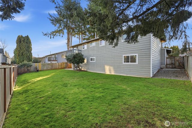 19234 121st Place SE, Kent, WA 98031