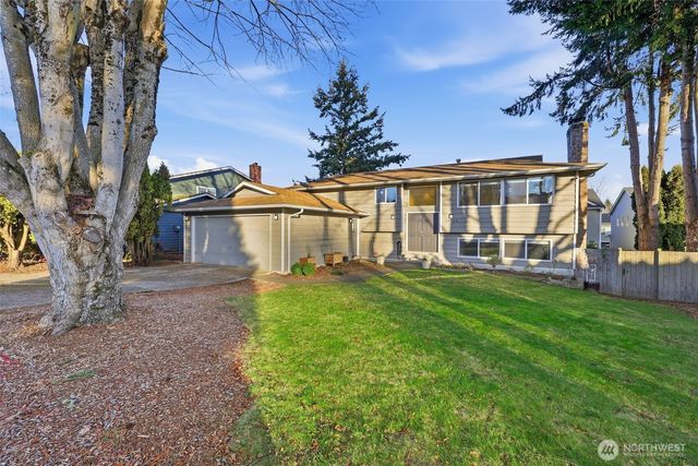 19234 121st Place SE, Kent, WA 98031