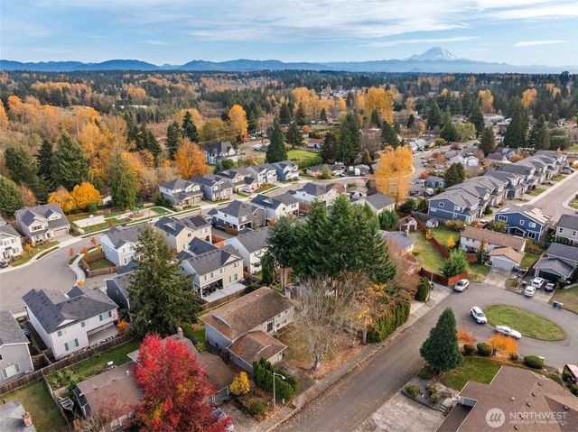 19234 121st Place SE, Kent, WA 98031