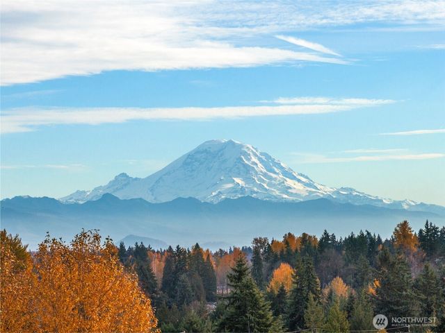 19234 121st Place SE, Kent, WA 98031