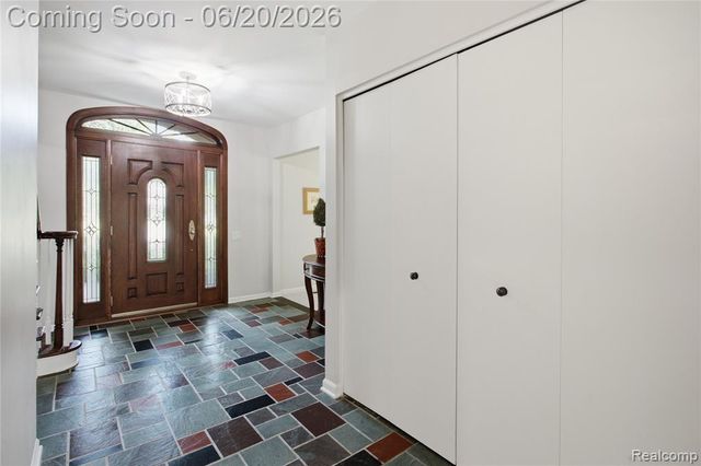 28785 Oak Point Drive, Farmington Hills, MI 48331