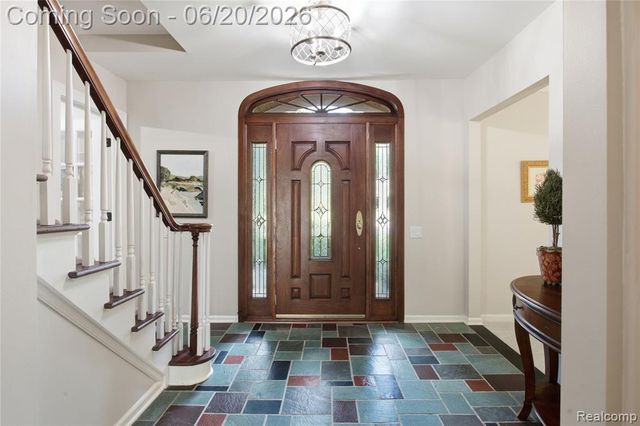 28785 Oak Point Drive, Farmington Hills, MI 48331