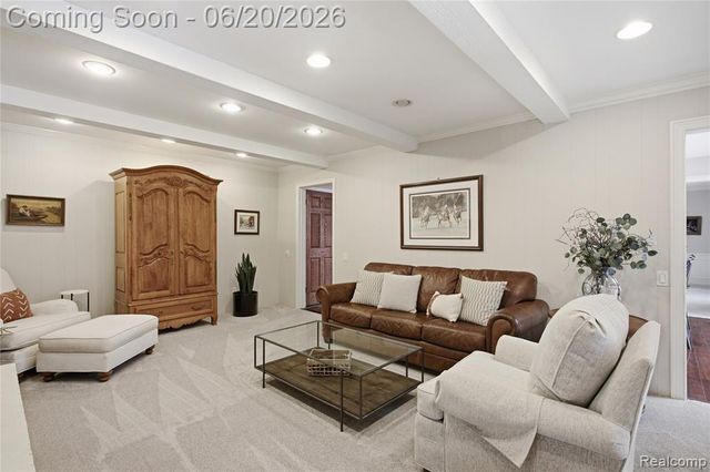 28785 Oak Point Drive, Farmington Hills, MI 48331