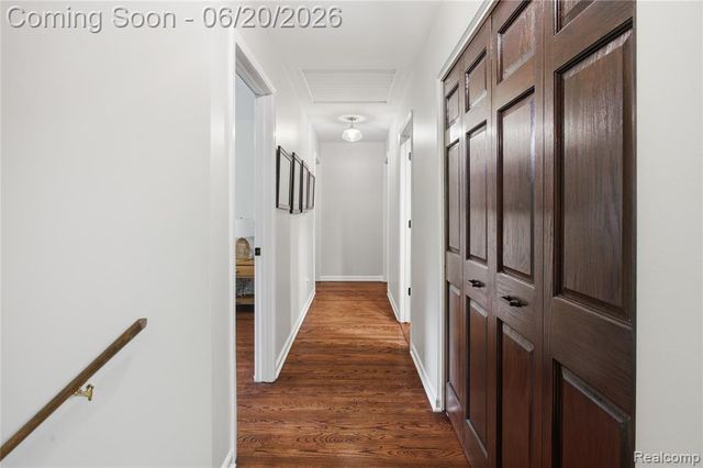 28785 Oak Point Drive, Farmington Hills, MI 48331