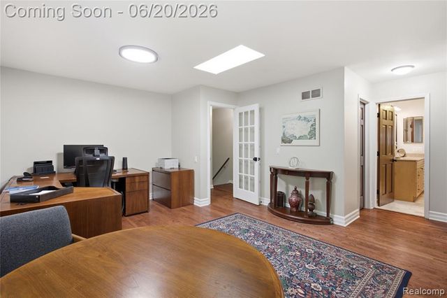 28785 Oak Point Drive, Farmington Hills, MI 48331