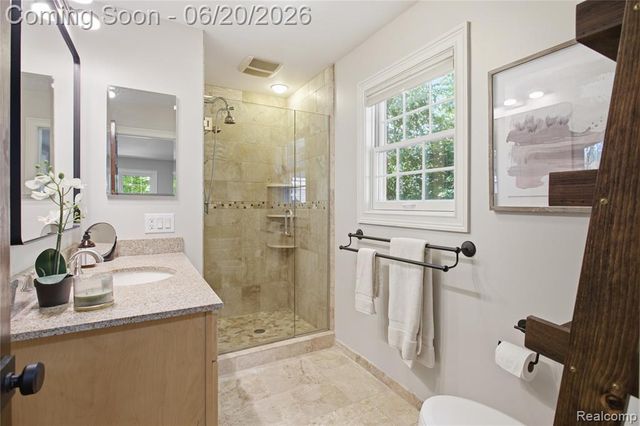 28785 Oak Point Drive, Farmington Hills, MI 48331