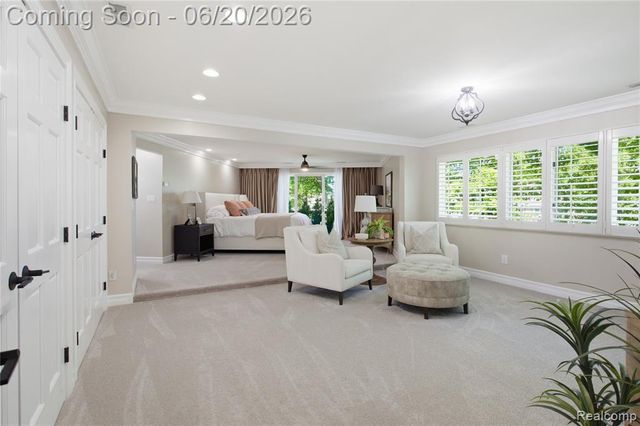 28785 Oak Point Drive, Farmington Hills, MI 48331