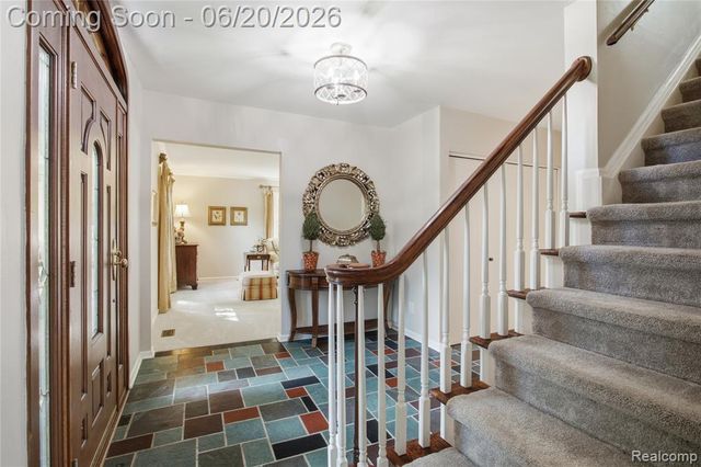 28785 Oak Point Drive, Farmington Hills, MI 48331