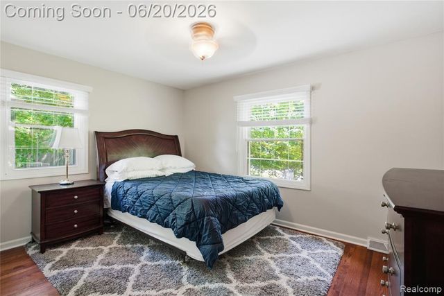 28785 Oak Point Drive, Farmington Hills, MI 48331