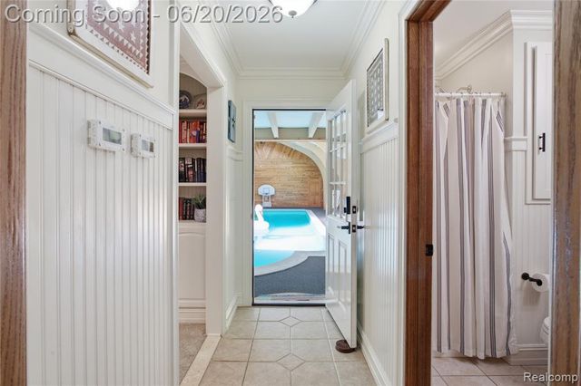 28785 Oak Point Drive, Farmington Hills, MI 48331