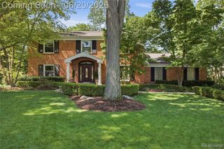 28785 Oak Point Drive, Farmington Hills, MI 48331