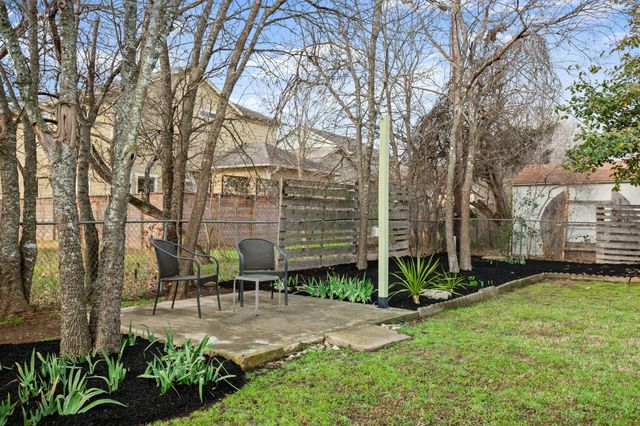 2203 Falcon Hill DR, Austin, TX 78745