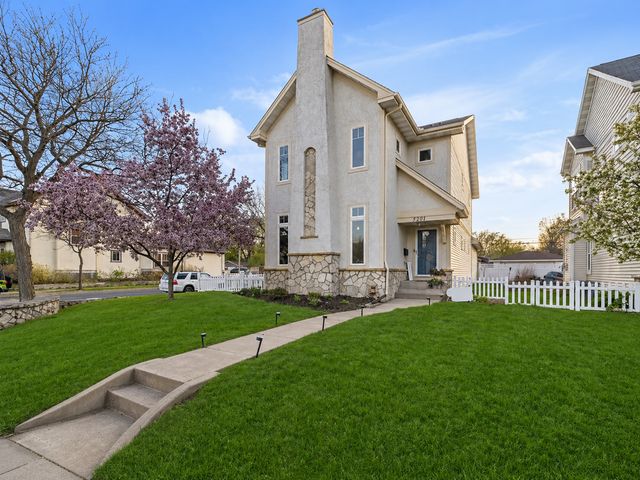 5201 Humboldt Avenue N, Minneapolis, MN 55430