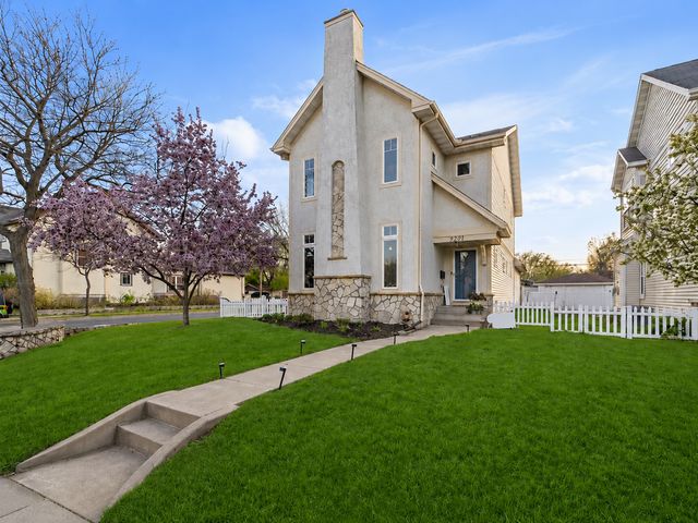5201 Humboldt Avenue N, Minneapolis, MN 55430