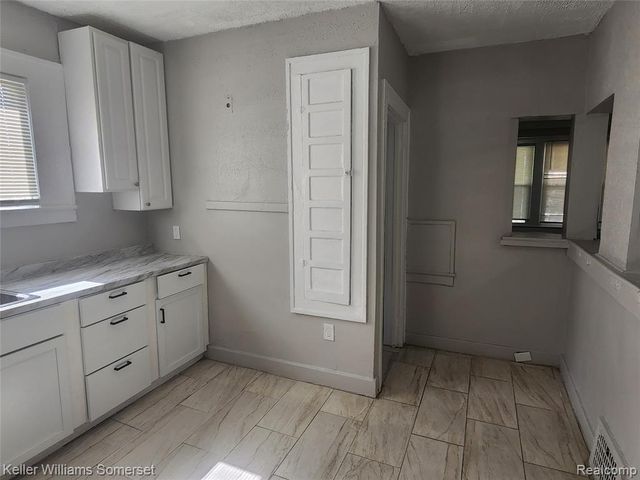 2989 Clairmount Street, Detroit, MI 48206