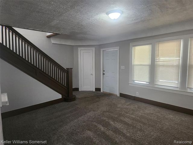 2989 Clairmount Street, Detroit, MI 48206