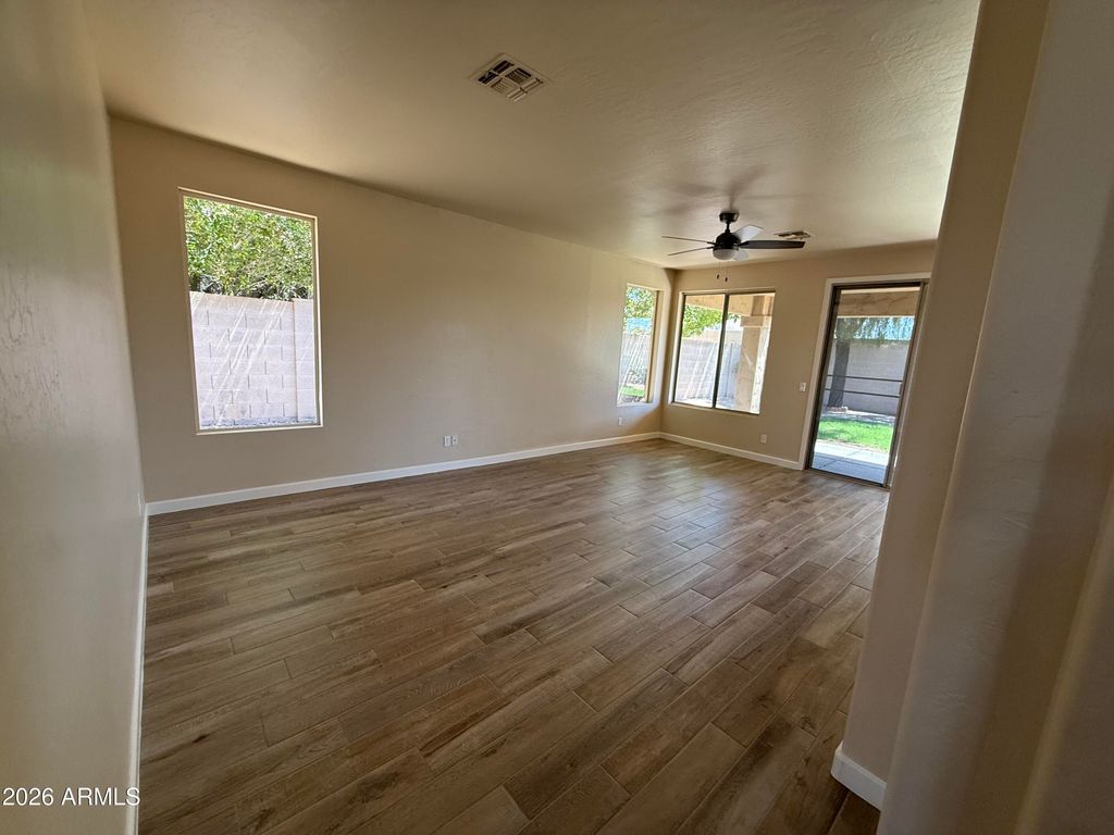 6223 W WIKIEUP Lane, Glendale, AZ 85308 — photo 2