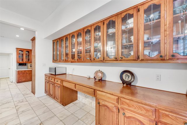 7204 Debbe Drive, Dallas, TX 75252