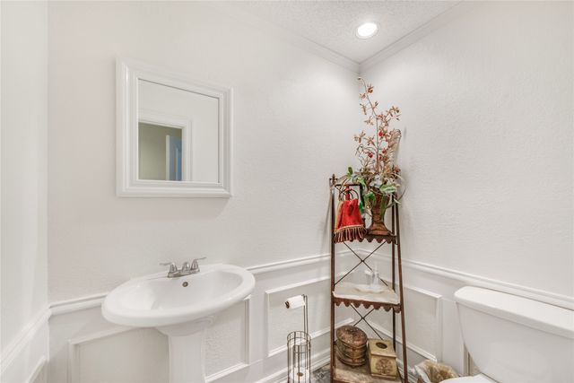 7204 Debbe Drive, Dallas, TX 75252