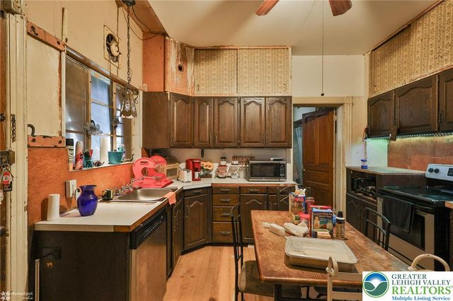 1108 Broadway, Fountain Hill Boro, PA 18015