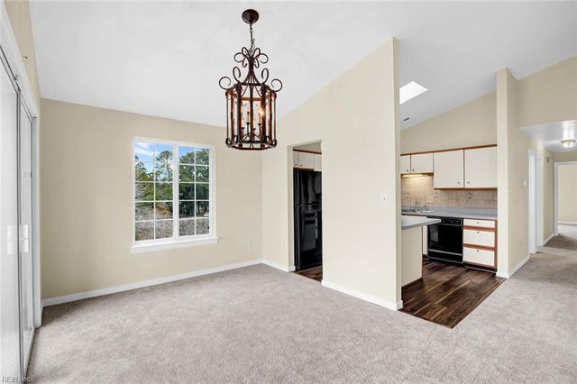 227 Dockside Dr Apt C, Hampton, VA 23669