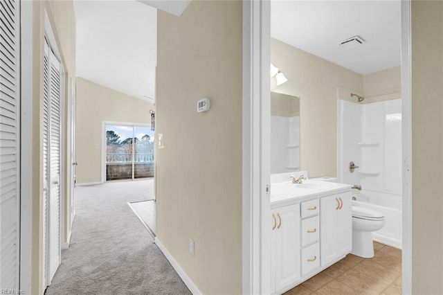 227 Dockside Dr Apt C, Hampton, VA 23669