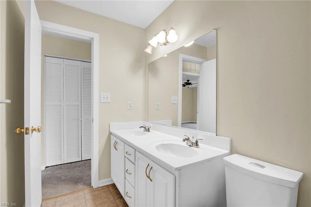 227 Dockside Dr Apt C, Hampton, VA 23669