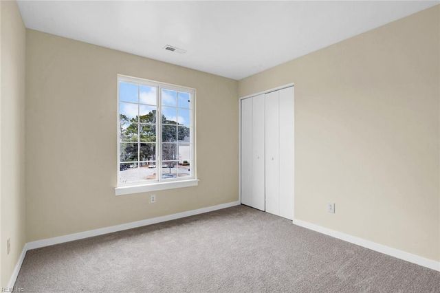 227 Dockside Dr Apt C, Hampton, VA 23669