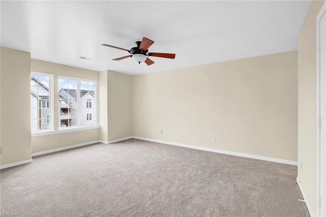 227 Dockside Dr Apt C, Hampton, VA 23669