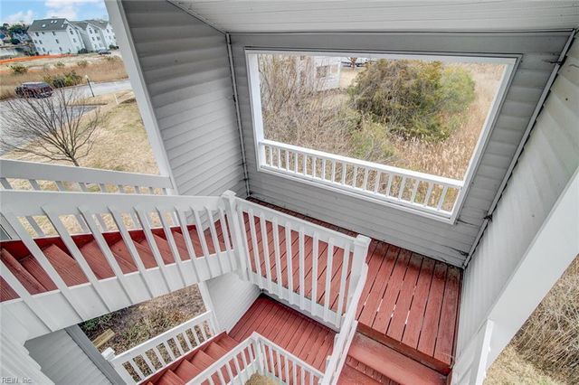 227 Dockside Dr Apt C, Hampton, VA 23669