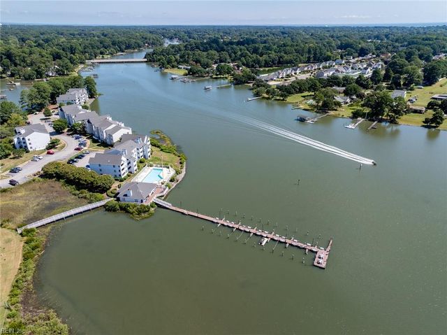 227 Dockside Dr Apt C, Hampton, VA 23669