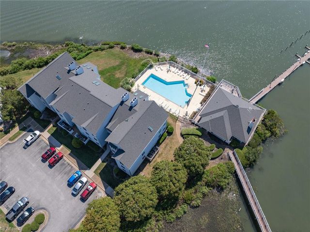 227 Dockside Dr Apt C, Hampton, VA 23669