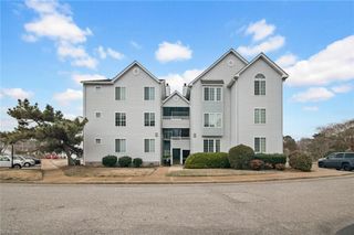 227 Dockside Dr Apt C, Hampton, VA 23669