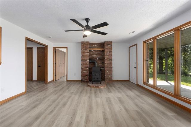 11118 Shach Creek Road, Excelsior Springs, MO 64024