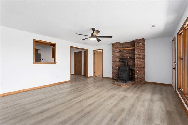 11118 Shach Creek Road, Excelsior Springs, MO 64024
